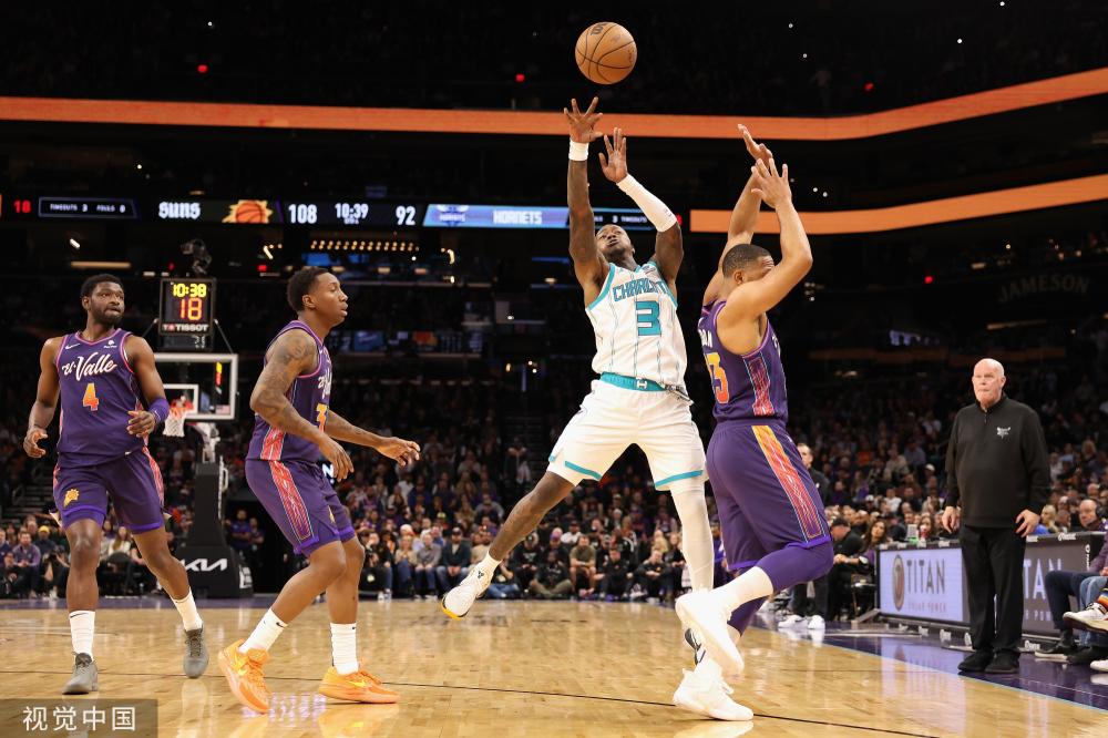 于年轻球员 于年轻球员